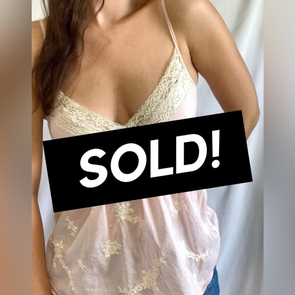 Tops - Y2k Vintage Light Pint & Lace Baby Doll Top!
